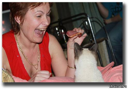 Маме как то Бог послал кусочек балыка..